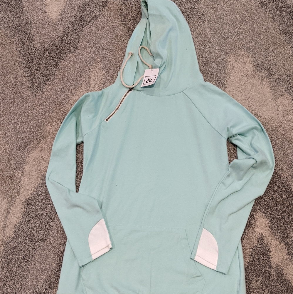 Ampersand Ave light weight sweatshirt